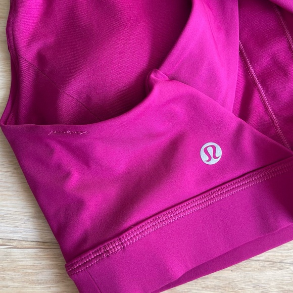 Lululemon Fast Times Bra – Athletic Top – Size 2 (S) - Picture 5 of 8